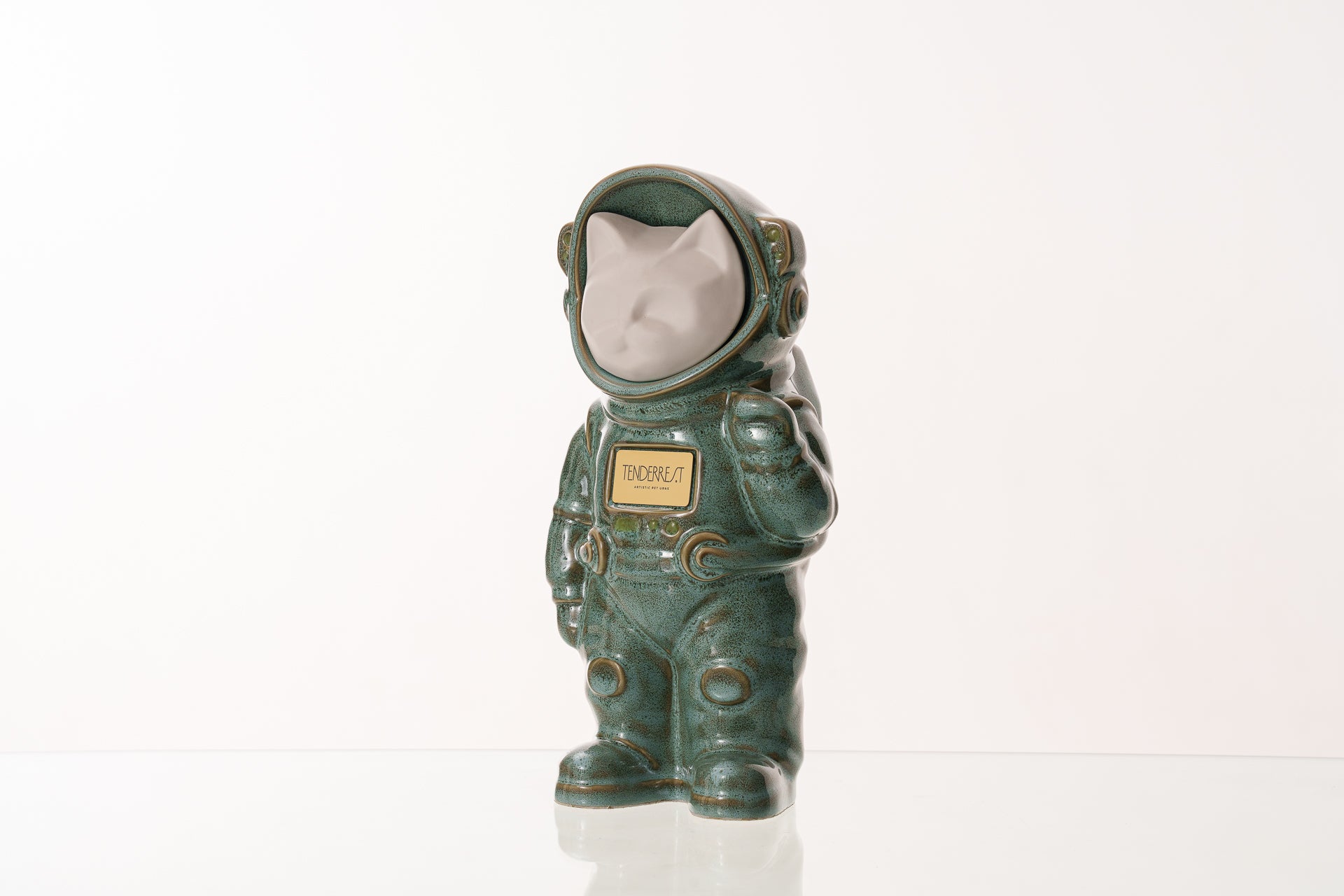 Urn for Ashes Astronaut Cat. Handmade Customisable Cat Cremation Urn. Handmade Astronaut Art Urn. Keepsake for Ashes by TenderRest. White Matte Head
