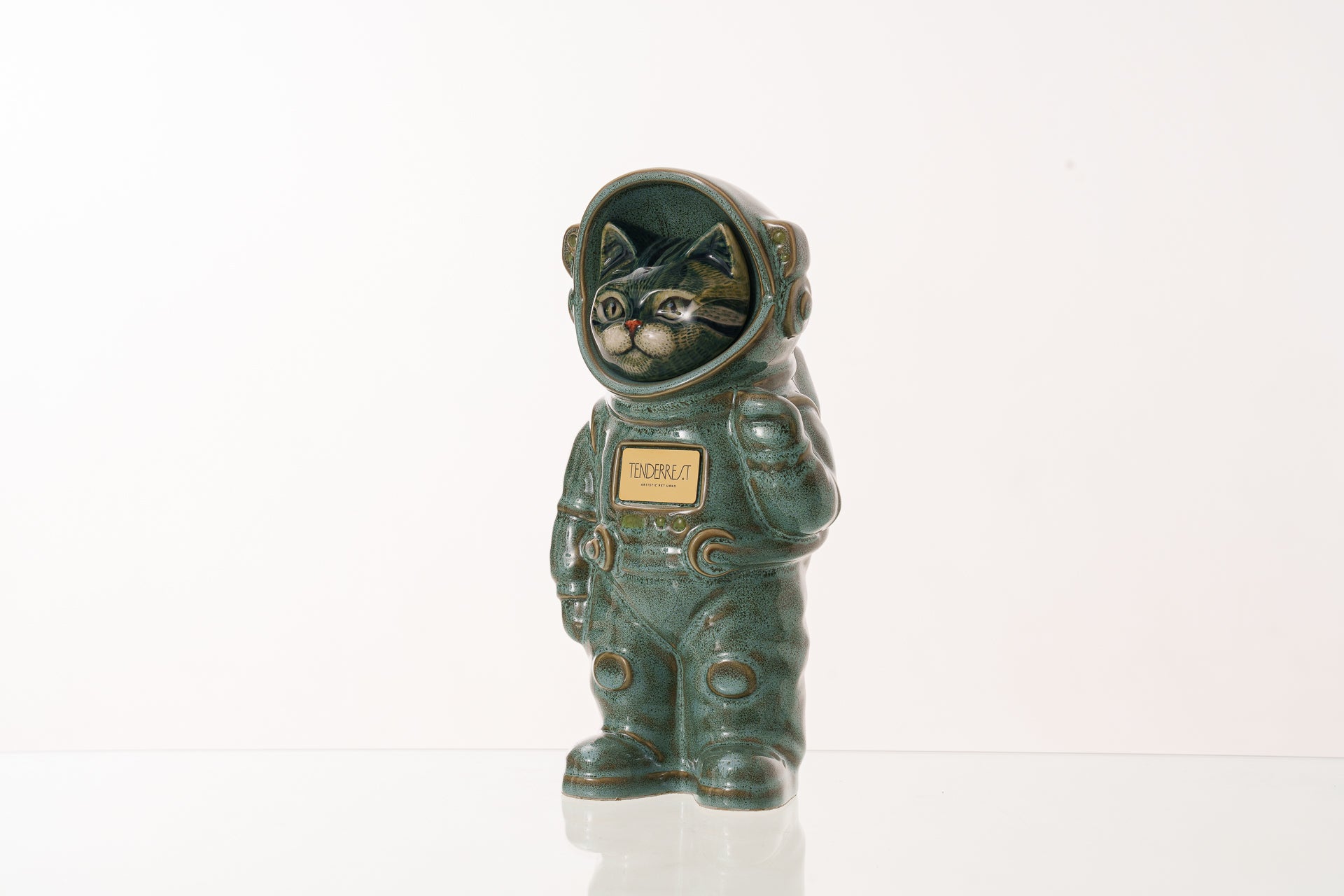 Handmade Customisable Cat Aurora Cremation Urn. Handmade Astronaut Art Urn by TenderRest