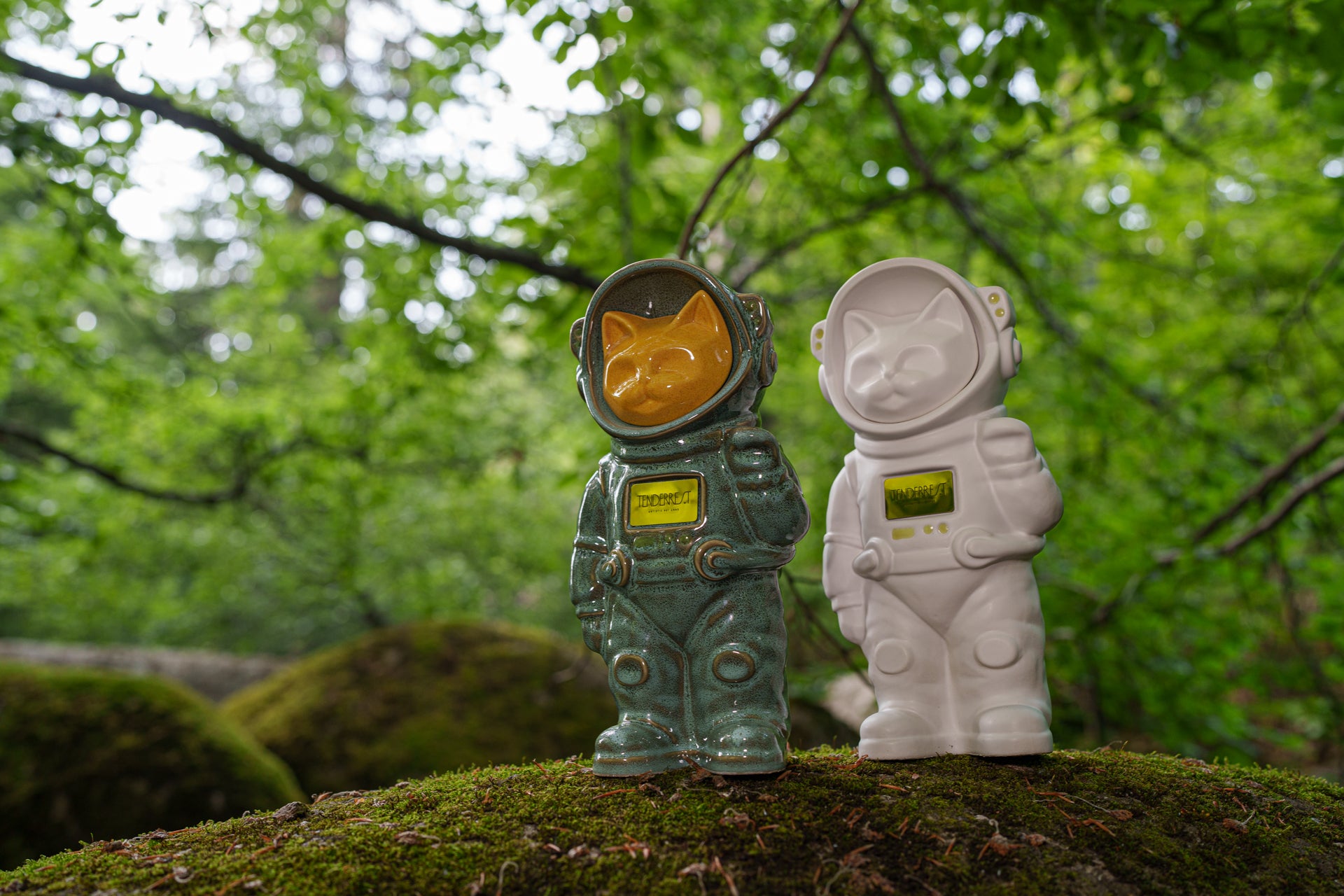 Urn for Ashes Astronaut Cat. Handmade Customisable Cat Cremation Urn. Handmade Astronaut Art Urn. Keepsake for Ashes by TenderRest.