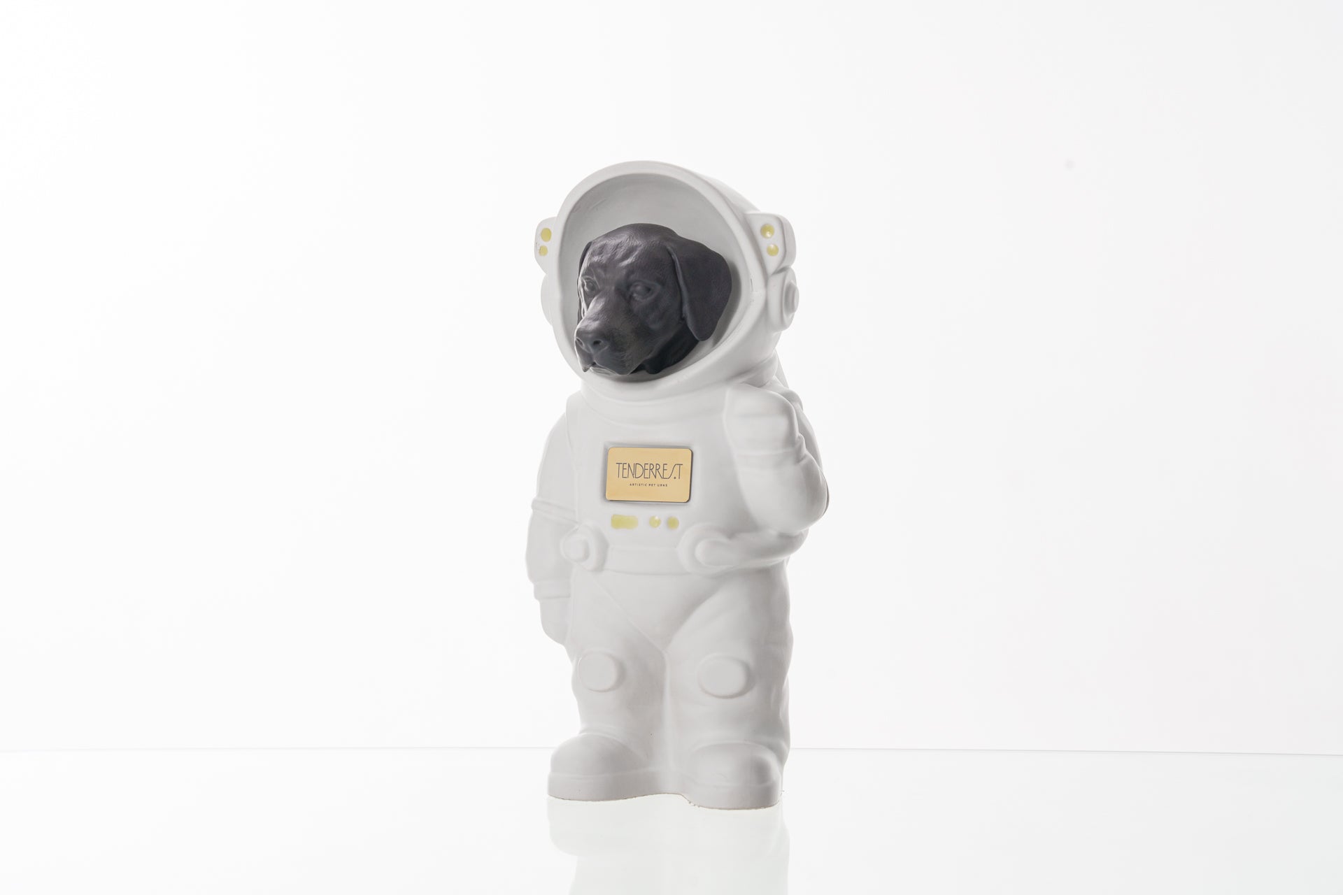 Urn for Ashes Astronaut Dog Labrador Retriever. Handmade Customisable Dog Cremation Urn. Handmade Astronaut Art Urn. Keepsake for Ashes by TenderRest. White Costume