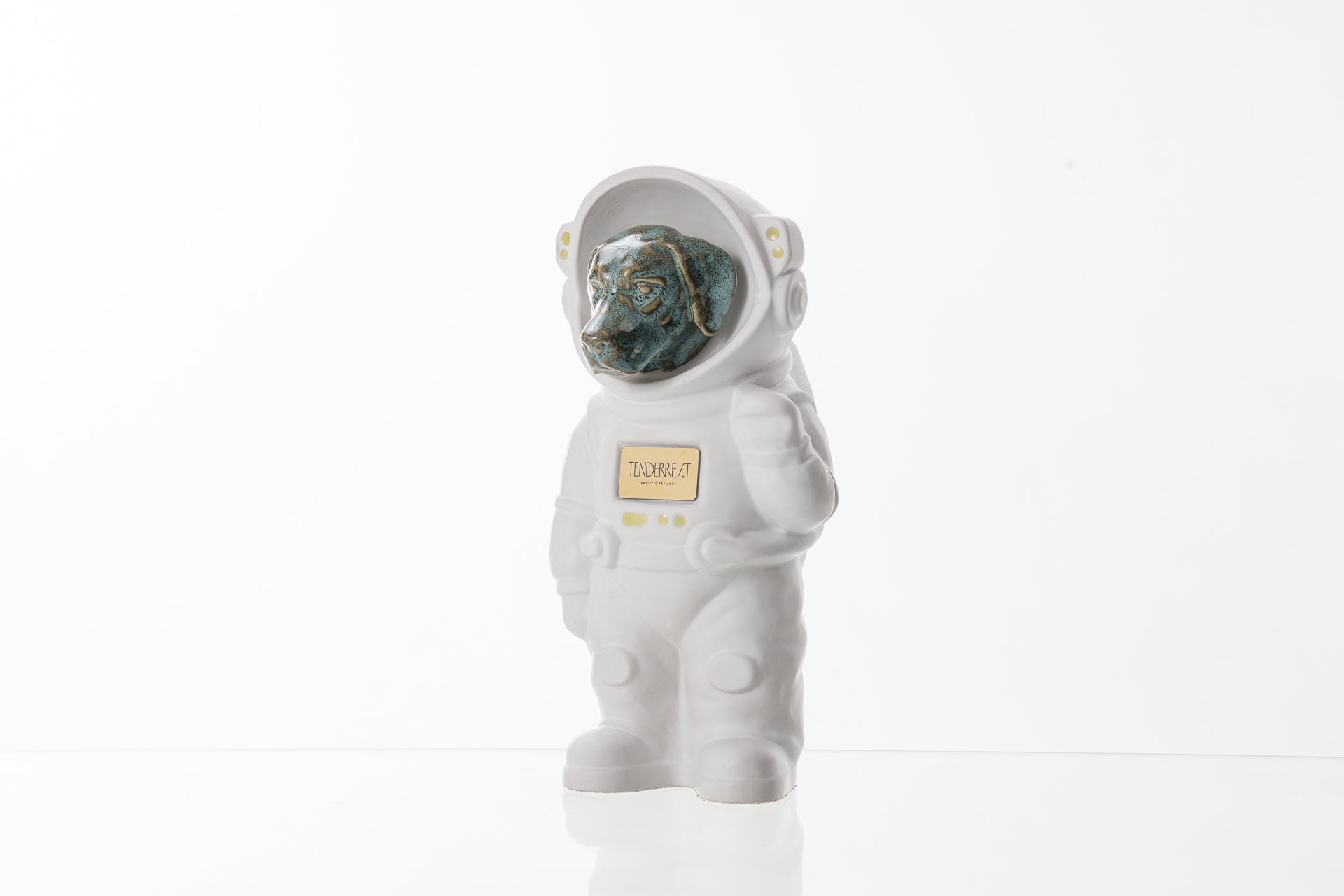 Urn for Ashes Astronaut Dog Labrador Retriever. Handmade Customisable Dog Cremation Urn. Handmade Astronaut Art Urn. Keepsake for Ashes by TenderRest. White Costume