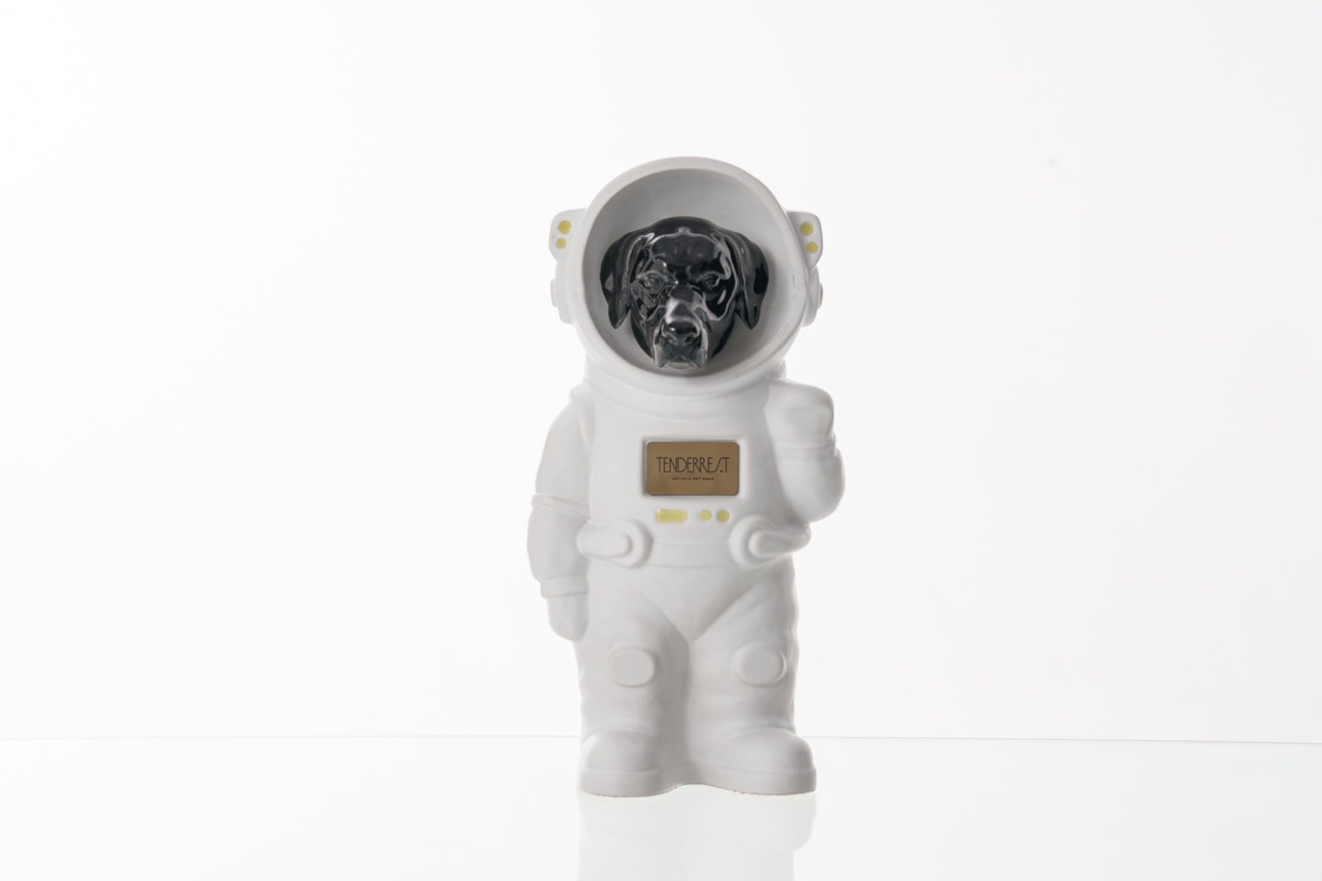 Urn for Ashes Astronaut Dog Labrador Retriever. Handmade Customisable Dog Cremation Urn. Handmade Astronaut Art Urn. Keepsake for Ashes by TenderRest. White Costume