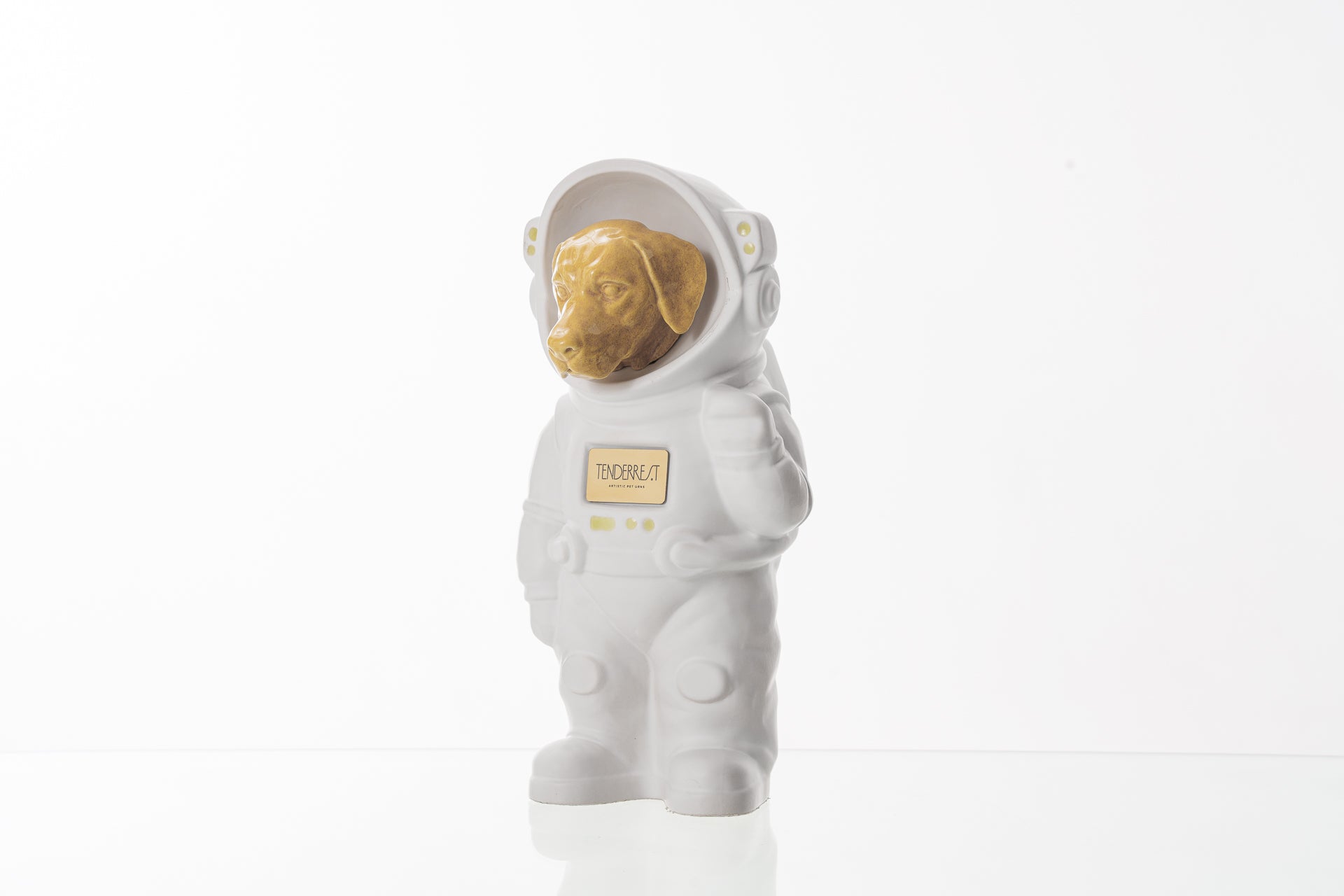 Urn for Ashes Astronaut Dog Labrador Retriever. Handmade Customisable Dog Cremation Urn. Handmade Astronaut Art Urn. Keepsake for Ashes by TenderRest. White Costume