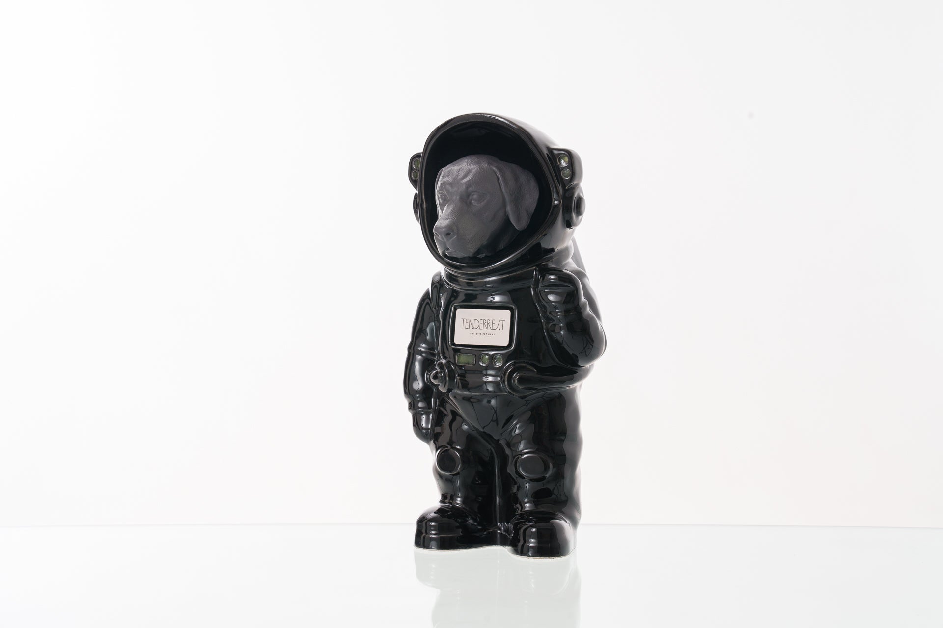 Urn for Ashes Astronaut Dog Labrador Retriever. Handmade Customisable Dog Cremation Urn. Handmade Astronaut Art Urn. Keepsake for Ashes by TenderRest. Black Costume