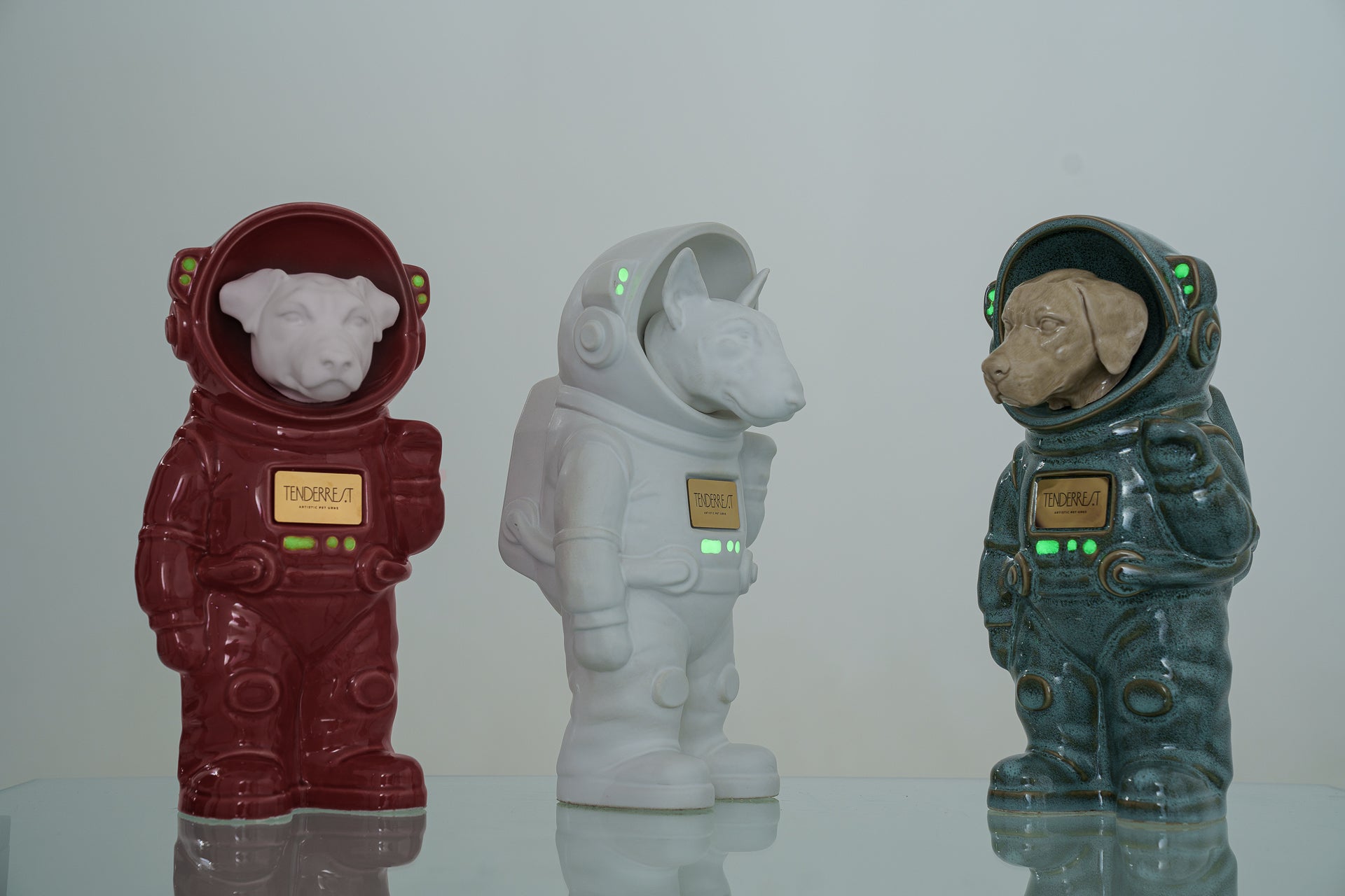 Urn for Ashes Astronaut Dogs. Handmade Customisable Dog Cremation Urn. Handmade Astronaut Art Urn. Keepsake for Ashes by TenderRest.