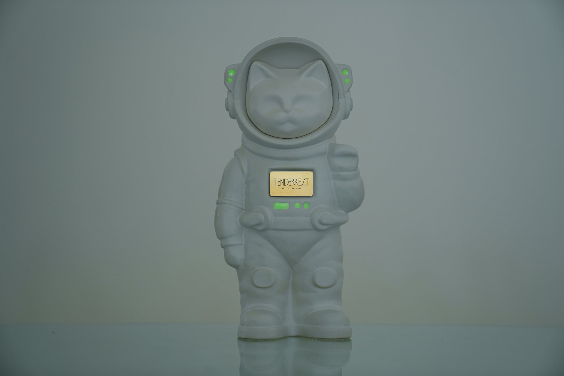 Handmade Customisable Cat Cremation Urn. Handmade Astronaut Art Urn by TenderRest