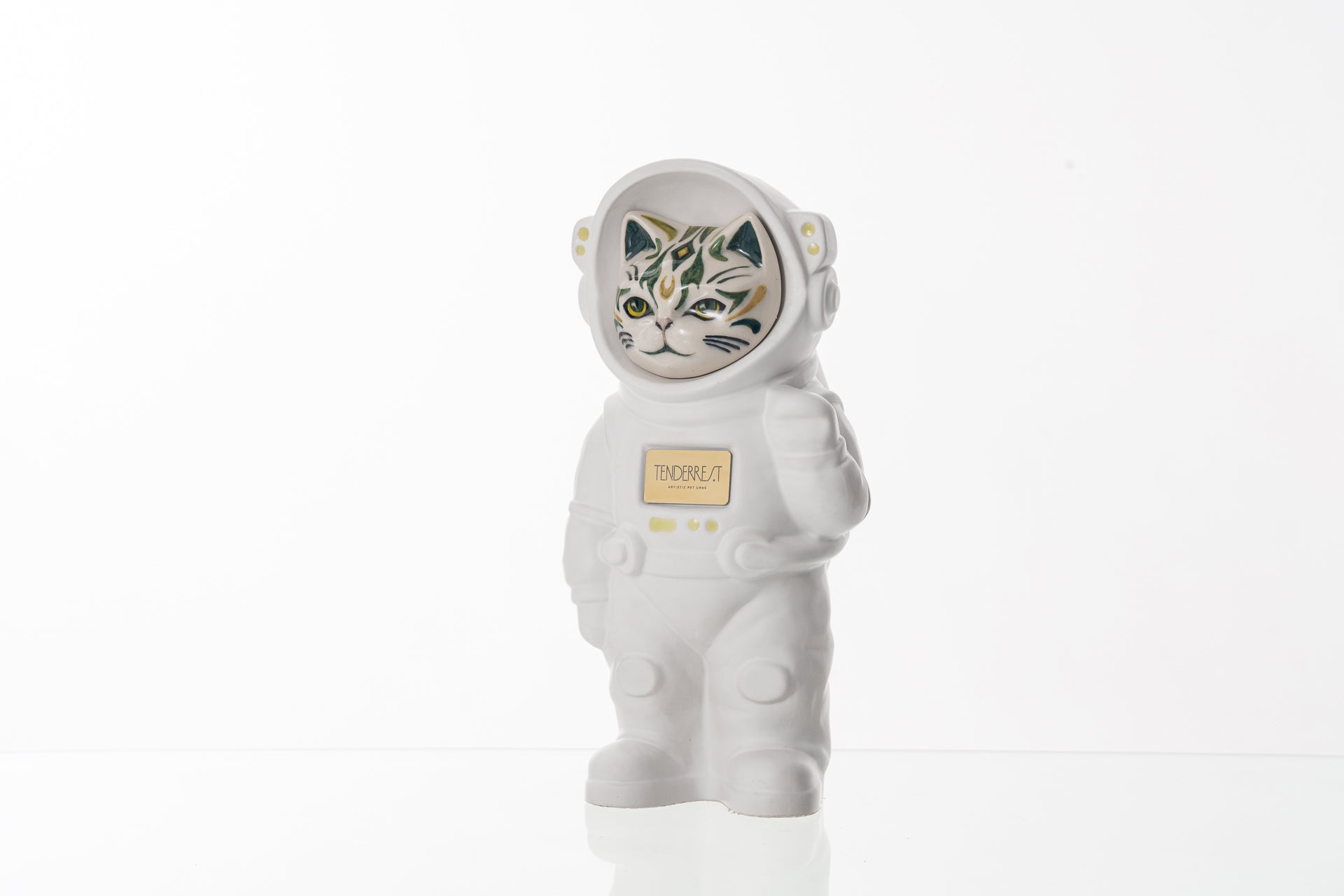 Handmade Customisable Cat Lunar Cremation Urn. Handmade Astronaut Art Urn by TenderRest White Costume
