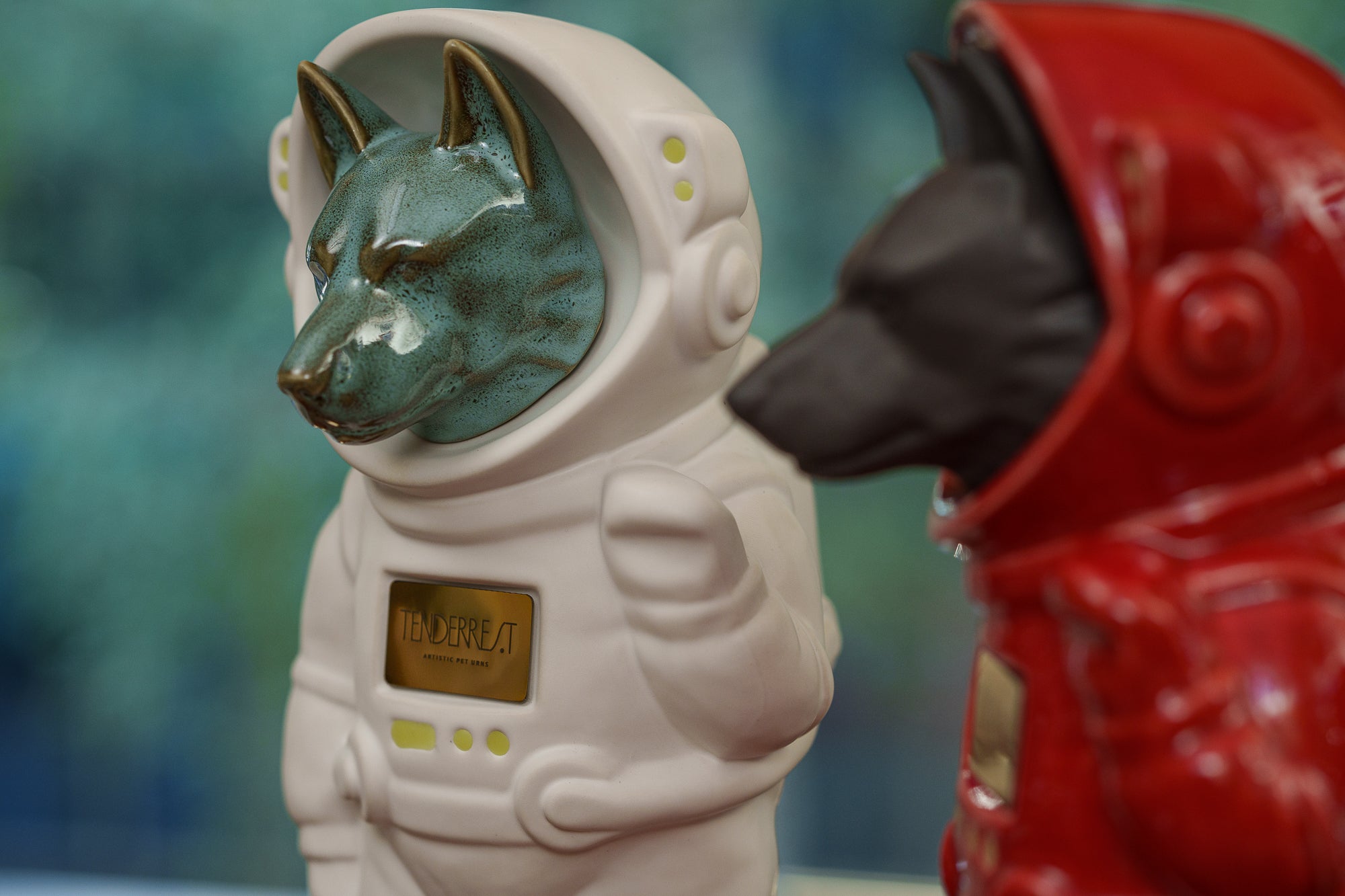 Dog Cremation Urn German Shepherd - Customizable Figure | Ceramic Pet Urn
